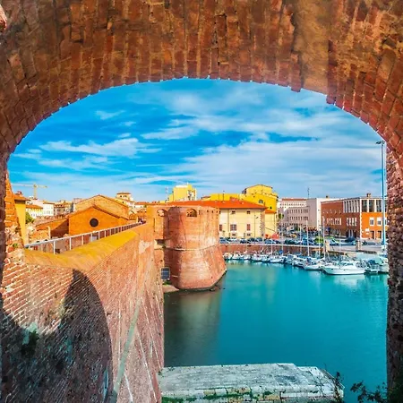 Japandi, Zona Porto Mediceo Apartment Livorno